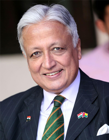 Deepak Vohra Bureaucrat